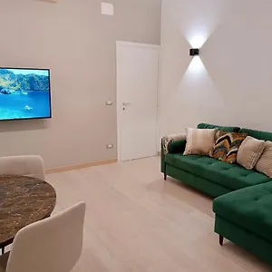 Casa Nicola- Apt In The Heart Of Apartment