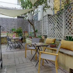 Colosseo Secret Garden - And Apartment