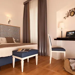 3* Hotel Floris