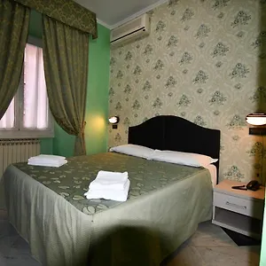 Ferrarese Hotel